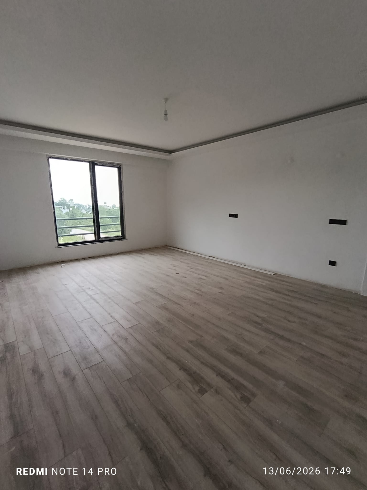 DOLUNAY MAH. SERENİTY SİTESİ 2 KAT B/1 BLOKTA ACİL SATILIK DAİRE